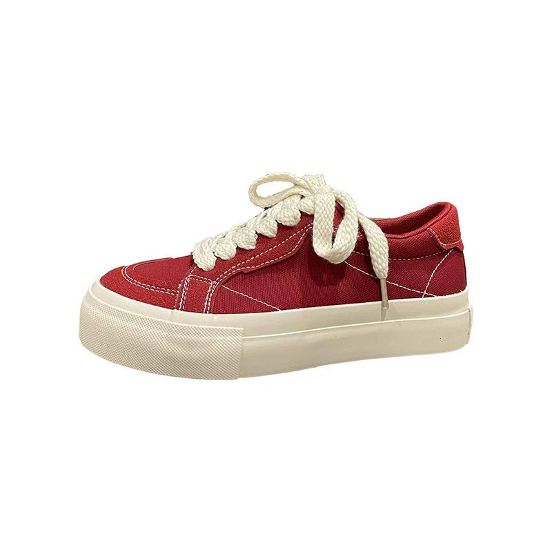 Women's Sporty Sneakers with Soft Suede and Durable Elastic Closure