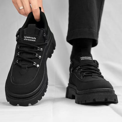 Women’s fashionable outdoor sneakers with a robust profile and breathable inserts