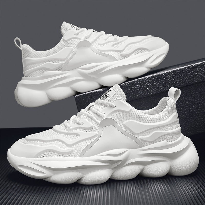 Women's sporty breathable sneakers with extra light sole