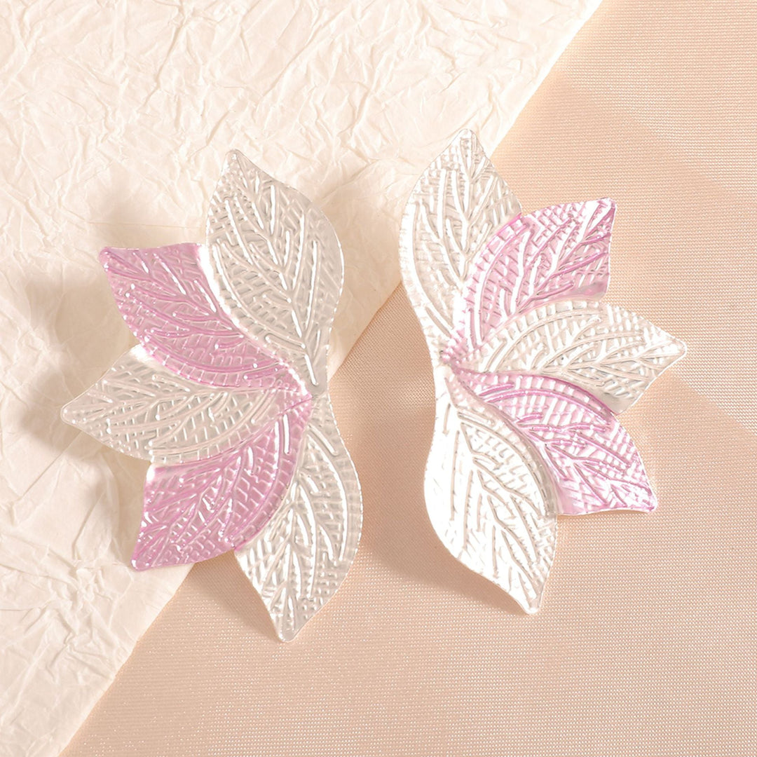Women’s hair accessory with elaborate leaf design Tom Cottons