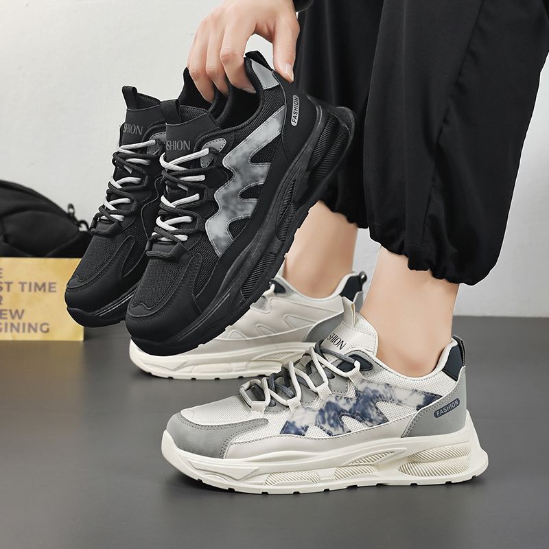 Women's athletic shoes with a sophisticated cushioning system