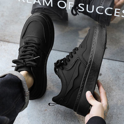 Women's Chunky Sneaker with High Platform and Stylish Accents