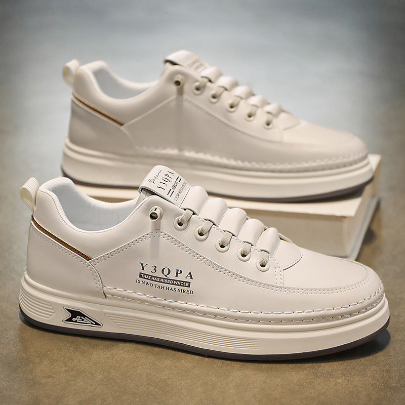 Women's sporty sneakers with ergonomic design and cushioning sole