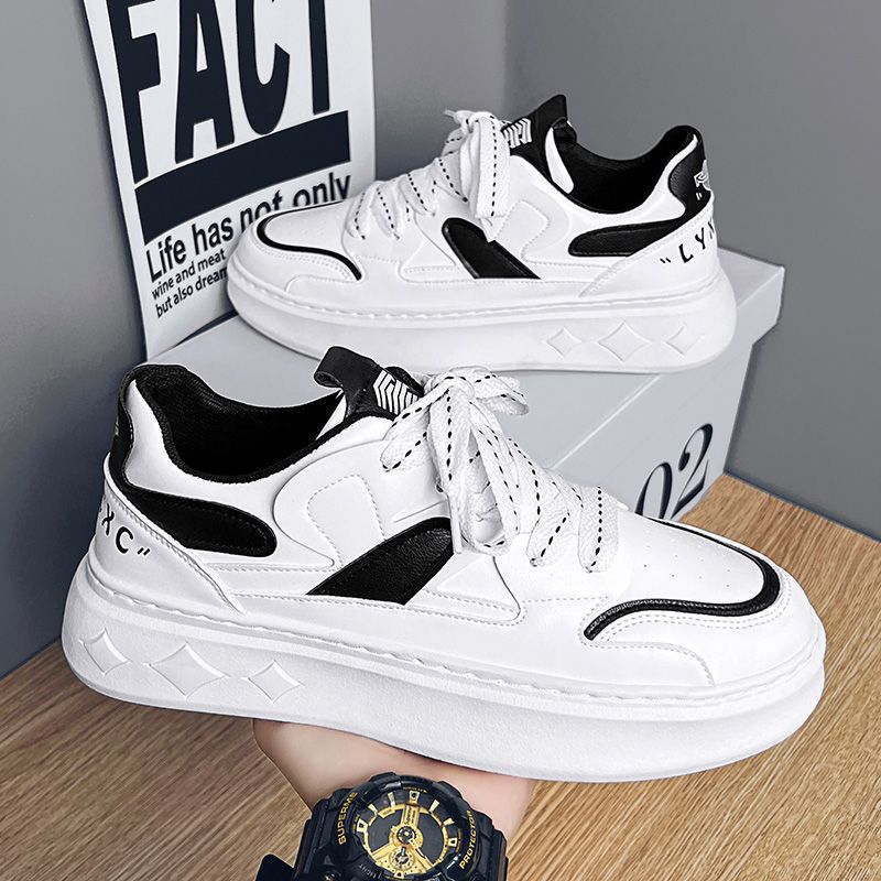 Women's sporty sneakers with high comfort and breathable surface
