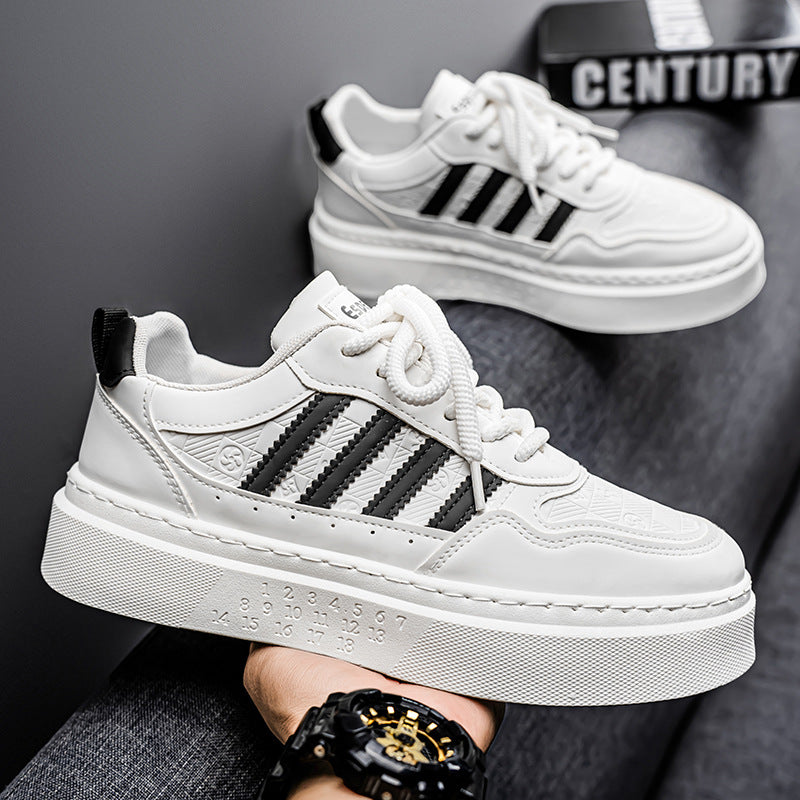 Women's sneakers in trendy retro design with cushioned sole
