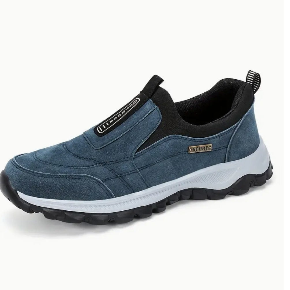 Women's Leisure Slip-On Sneakers with Breathable Upper Material and Non-Slip Sole
