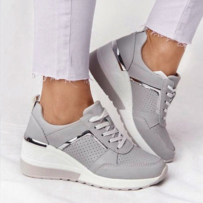 Women's fashionable sneakers with breathable upper material and stable sole