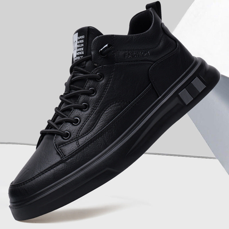 Women's sporty leather sneakers with breathable sole