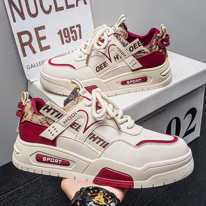 Women's sporty sneakers with fashionable profile and breathable mesh insert
