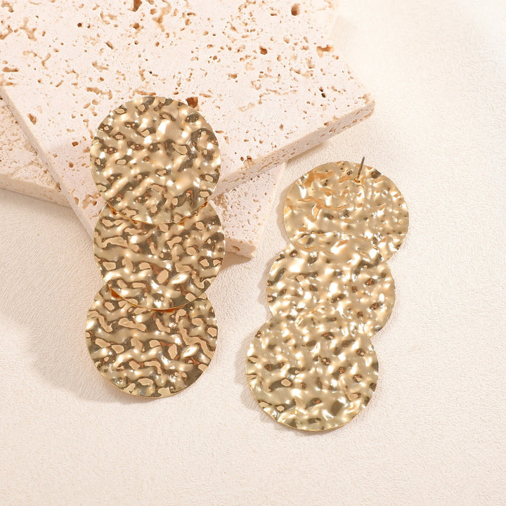 Women's ear clips in luxurious shell and starfish design Tom Cottons