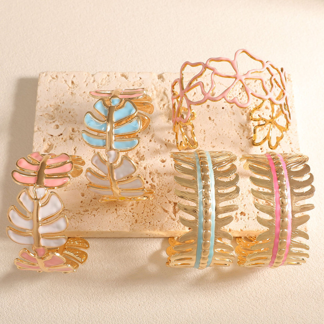Women Open Bangle in Elegant Leaf Design Tom Cottons