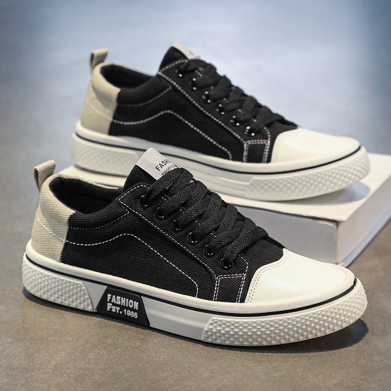 Women's sporty sneakers with fashionable design and breathable surface texture