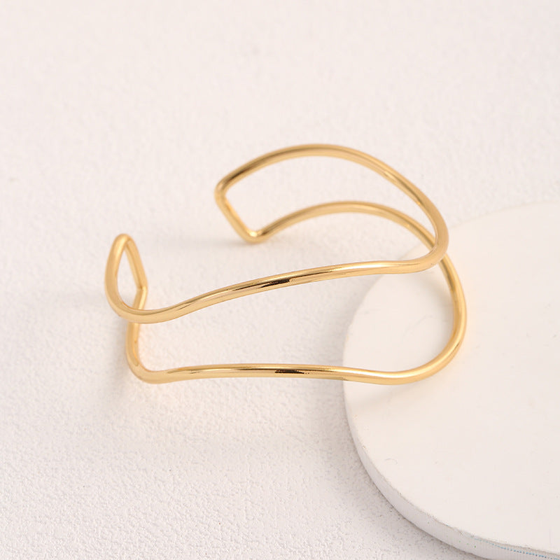 Women Open Bangle in Minimalist Design Tom Cottons
