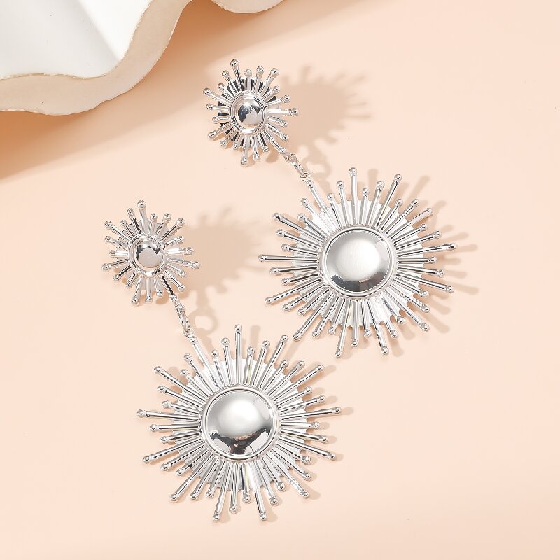 Women's Hanging Earrings in Modern Radiant Design Tom Cottons