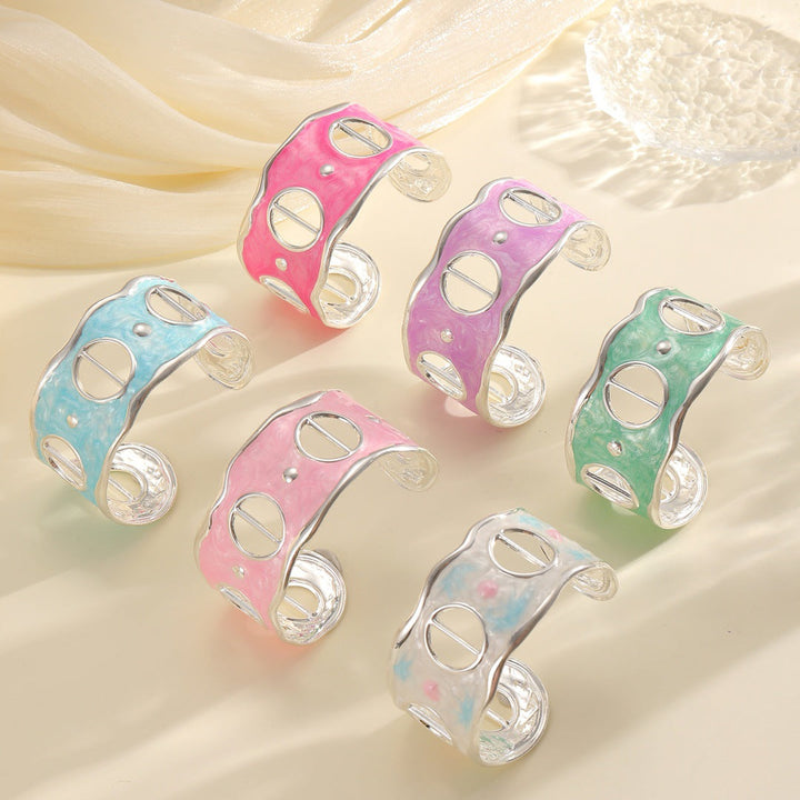 Women Open Bangle with Modern, Transparent Design Tom Cottons
