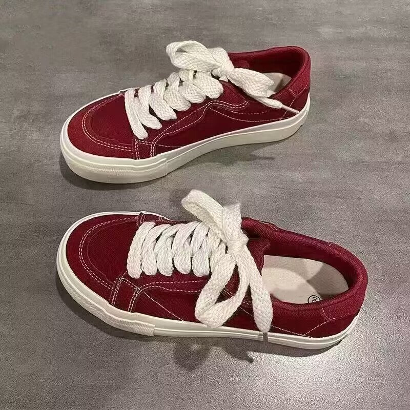Women's Sporty Sneakers with Soft Suede and Durable Elastic Closure