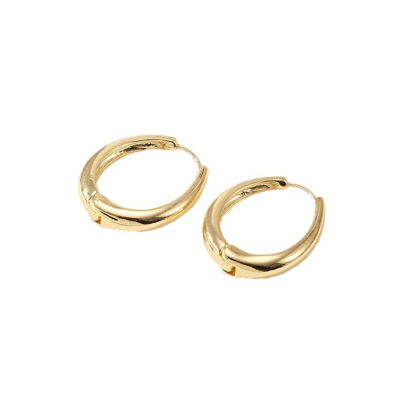 Women's Hoop Earrings with Elegant Curved Design Tom Cottons