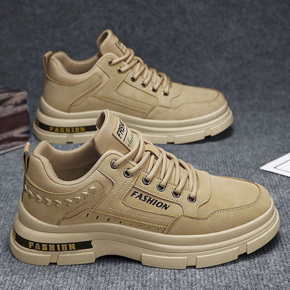 Fashion sneakers for women with reinforced sole and breathable inserts