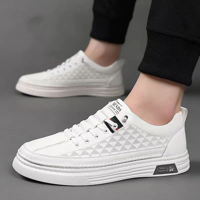 Ladies sporty sneakers