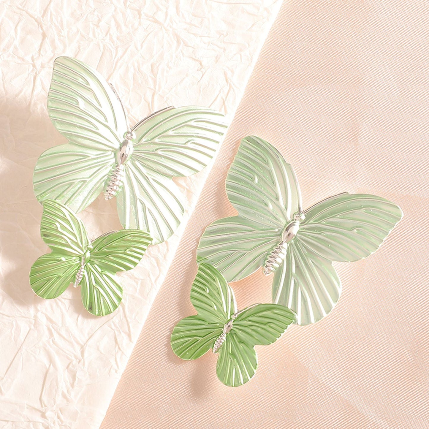 Ladies' brooches in elegant butterfly design Tom Cottons