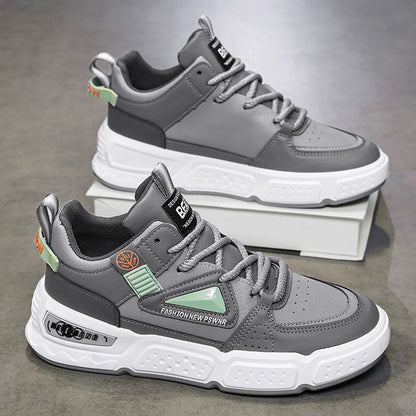 Women's sporty sneakers with cushioning sole and breathable structure