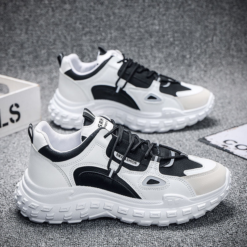 Women's sports sneakers