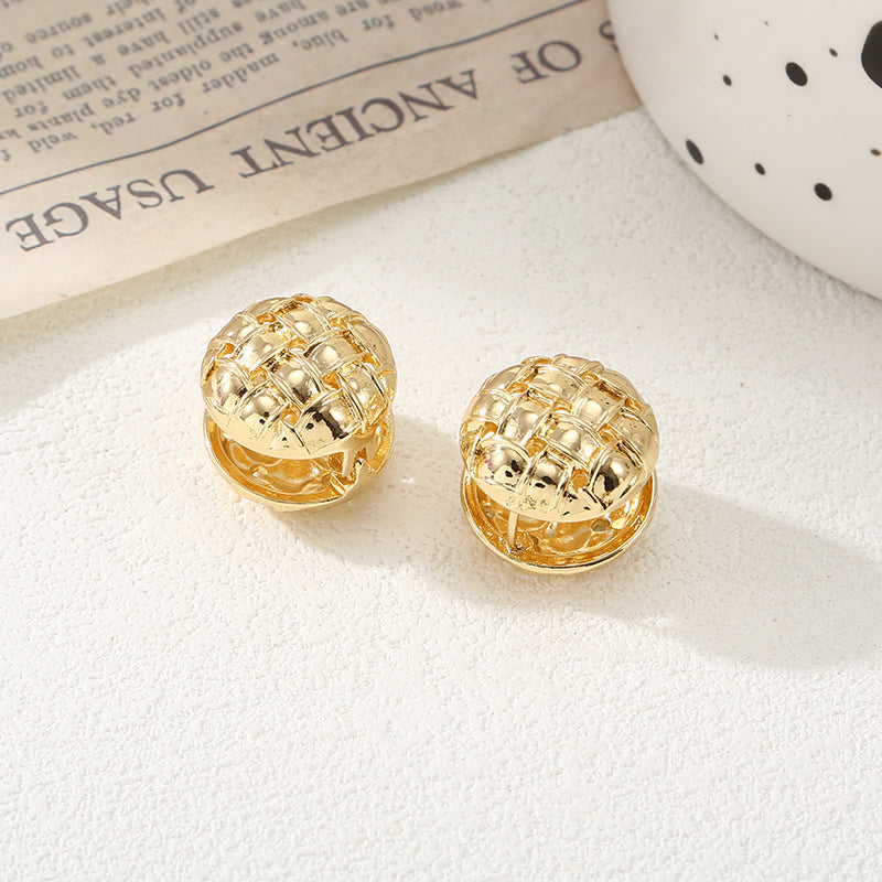 Women's Ear Clips with Elegant Pattern Tom Cottons