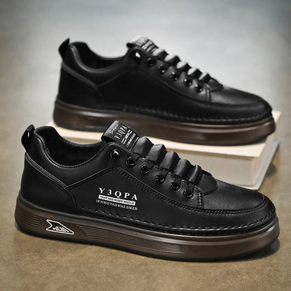 Women's sporty sneakers with ergonomic design and cushioning sole