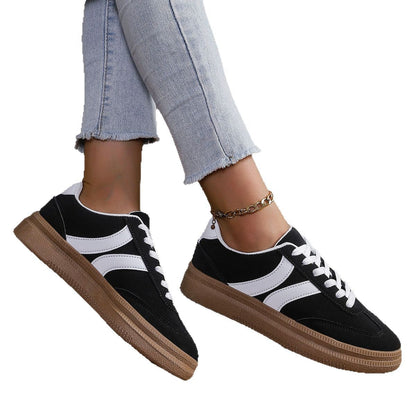 Women's sporty sneakers with anatomical cushioning and classic design