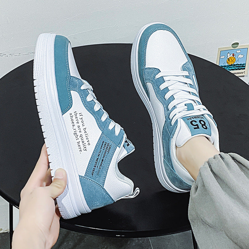 Daily sports sneakers for women with textured upper material and unique print design