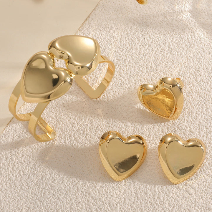 Women's Open Bangle with Elegant Heart Shape Tom Cottons