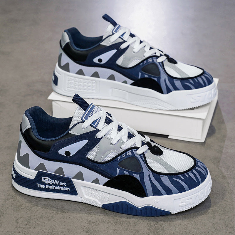 Women's sports sneakers