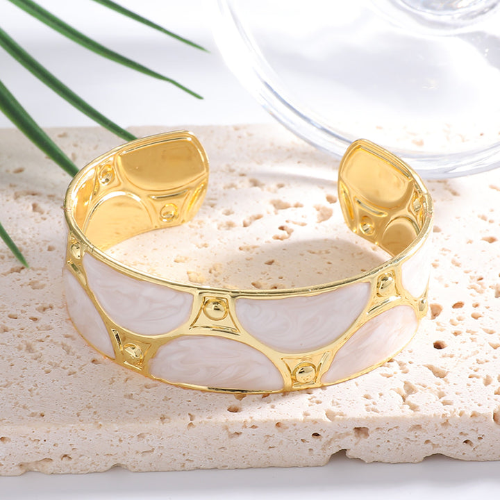 Women's cuff bracelet with artistic design Tom Cottons