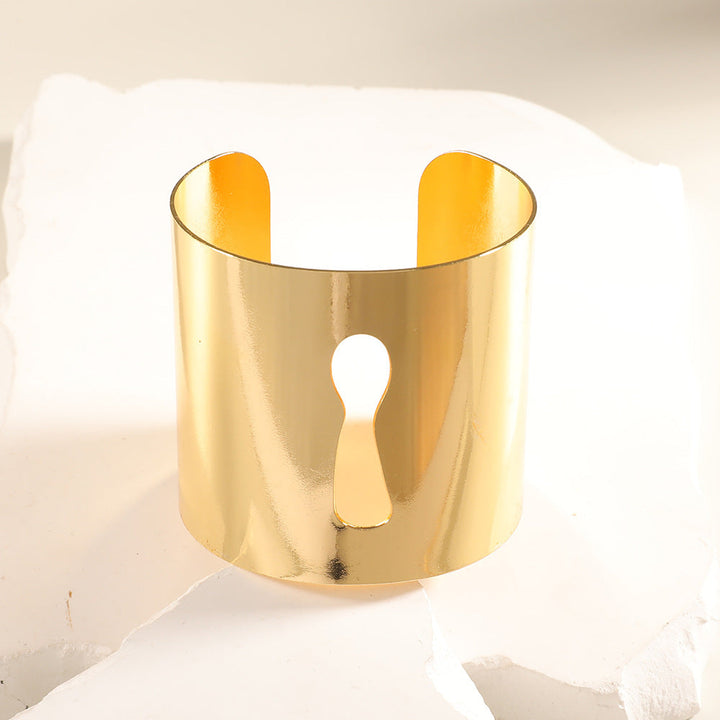 Women Open Bangle with Artistic Relief Design Tom Cottons