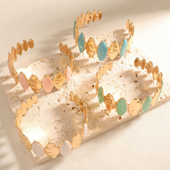 Ladies Open Bangle made of noble metal with elegant motif Tom Cottons