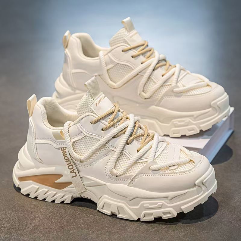 Women's sports shoes with innovative design and built-in support system