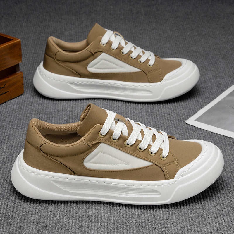 Women's sports shoes with modern design
