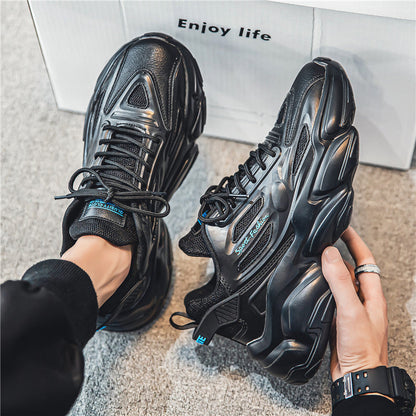 Women's sporty sneakers with innovative cushioning technology and breathable mesh upper