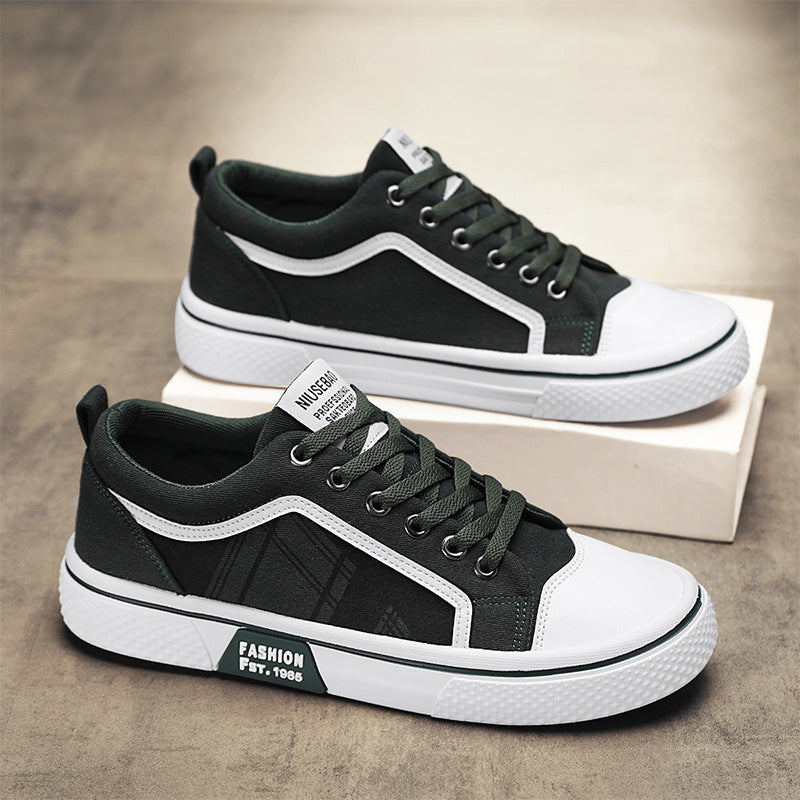 Women’s Stylish Low-Top Sneakers with Graphic Accents