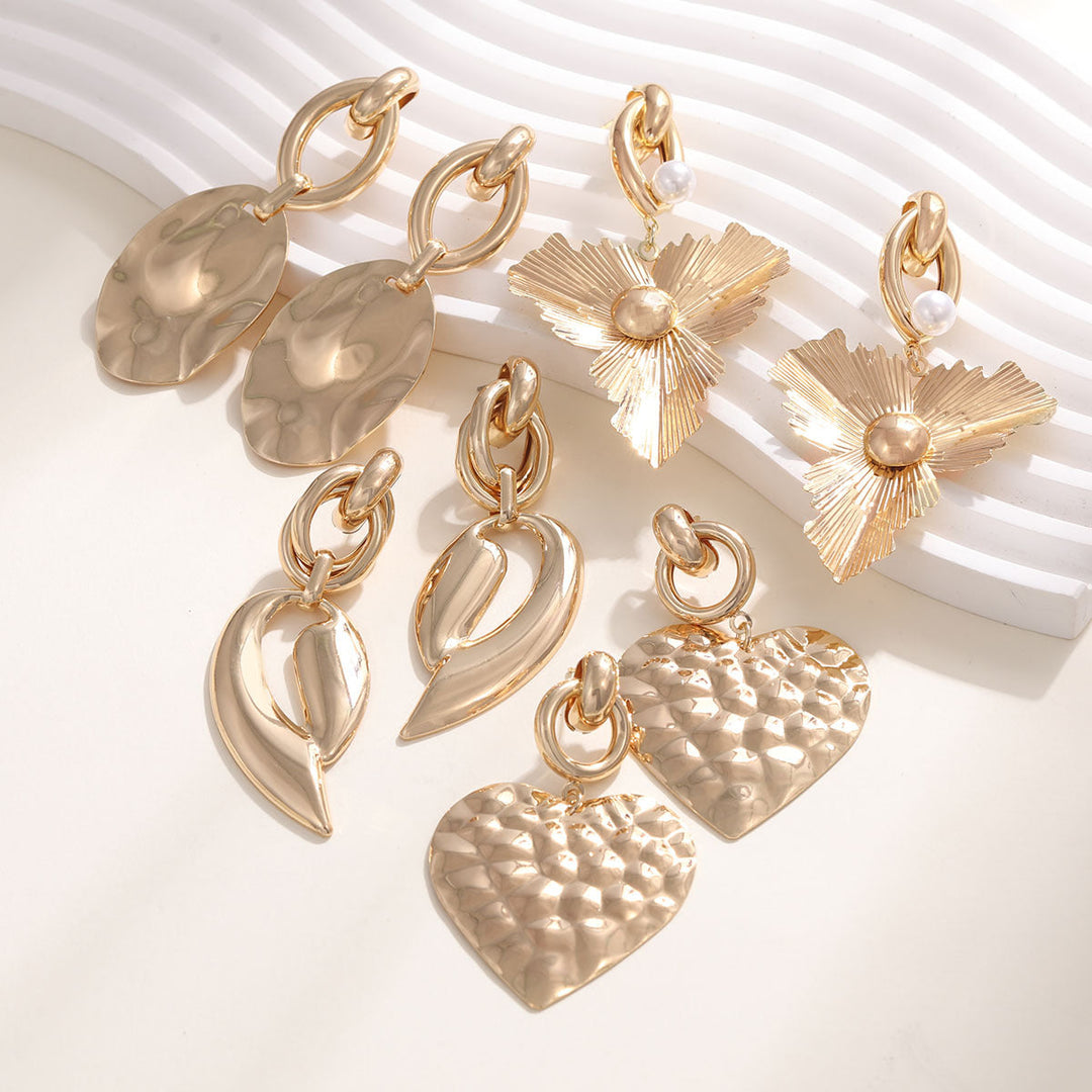 Women's Elegant Statement Earrings with Leaf Design Tom Cottons