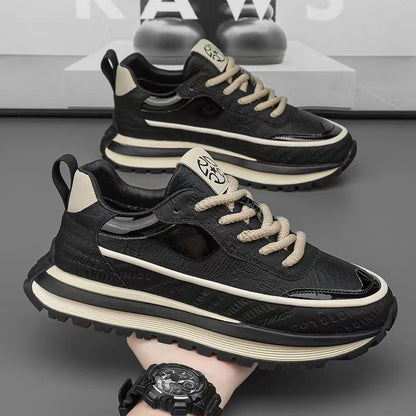 Women's sneakers with cushioned sole and modern design