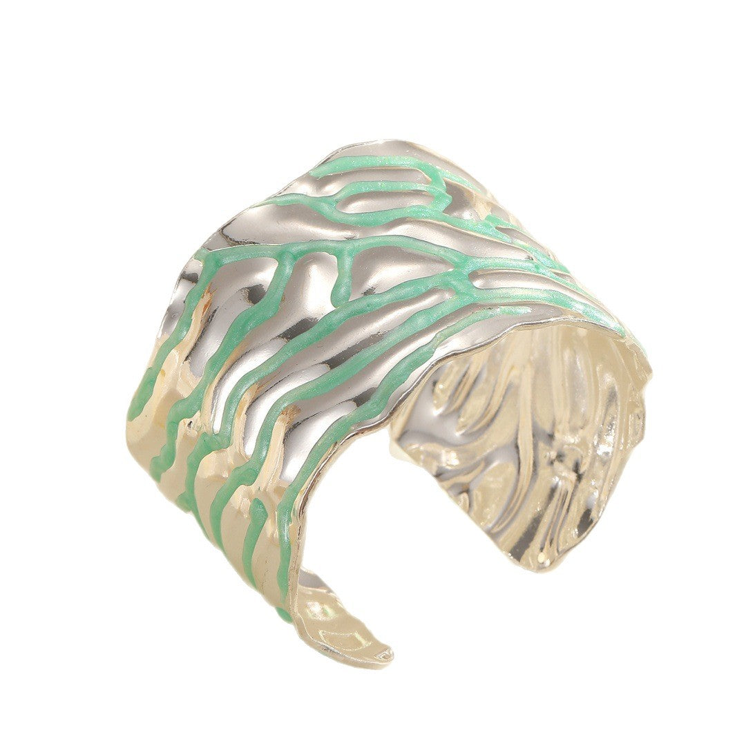 Women Open Bangle with Artistic Wave Pattern Tom Cottons