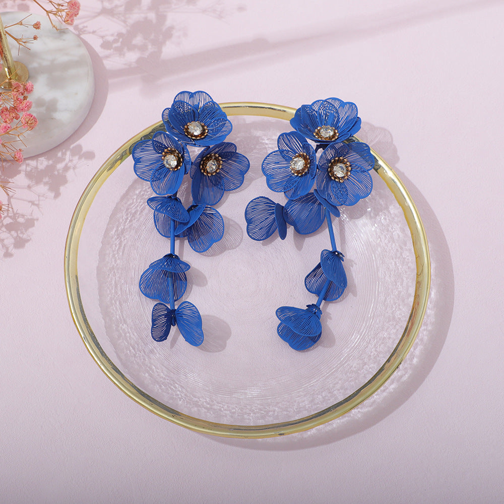 Ladies' earrings in elegant floral design Tom Cottons