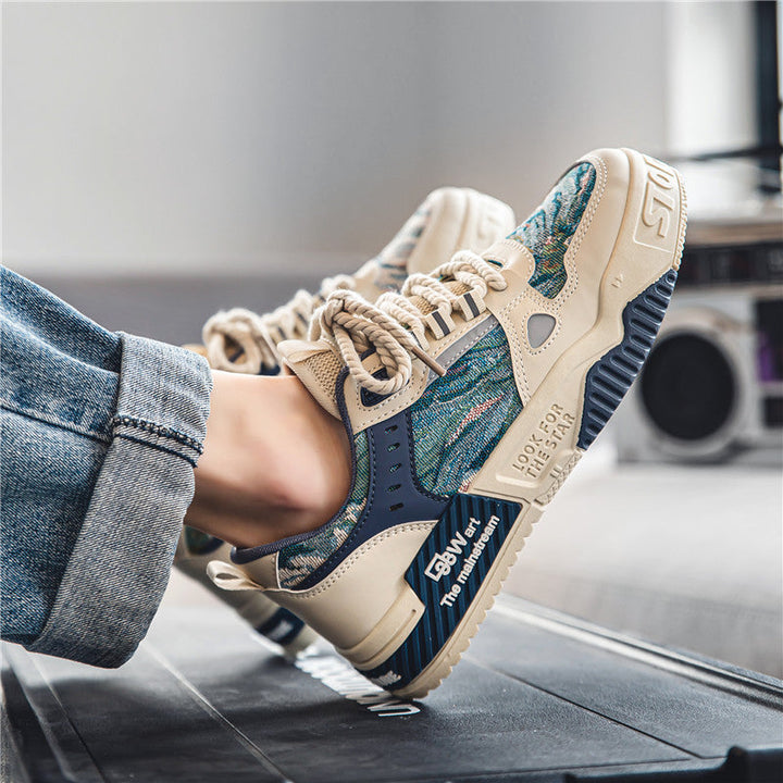 Women's sports shoes with innovative camouflage pattern