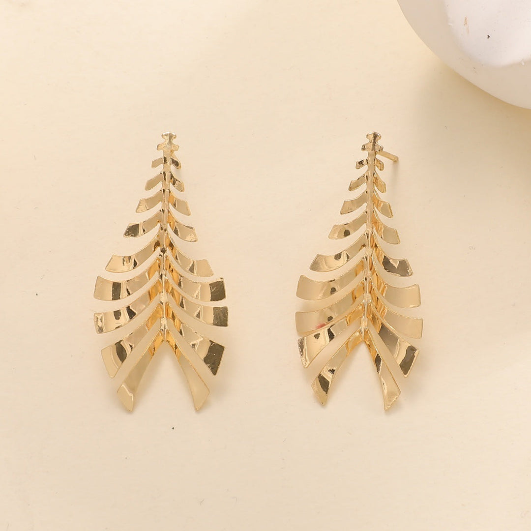 Women Hanging Earrings in Elegant Leaf Design Tom Cottons