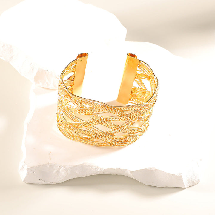 Women Open Bangle with Artistic Relief Design Tom Cottons