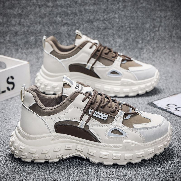 Women's sports sneakers