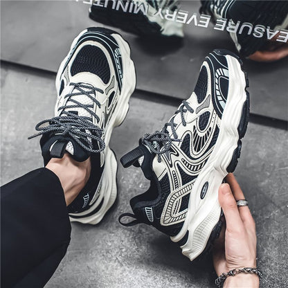 Women’s sneakers with breathable mesh upper and innovative cushioning technology