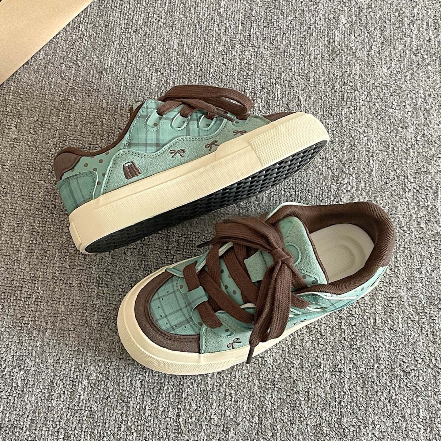 Women's Comfortable Sneakers in Playful Design