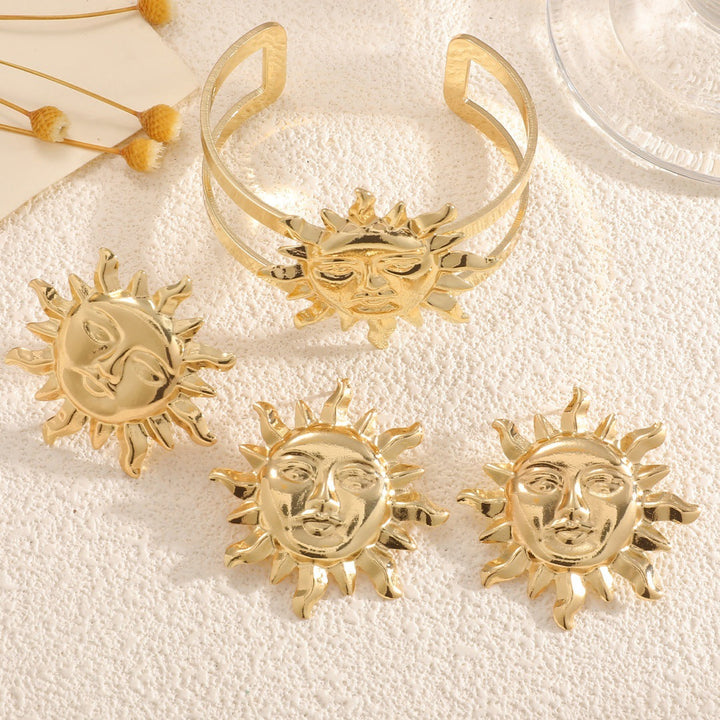 Women's bracelet with elaborate sun design Tom Cottons